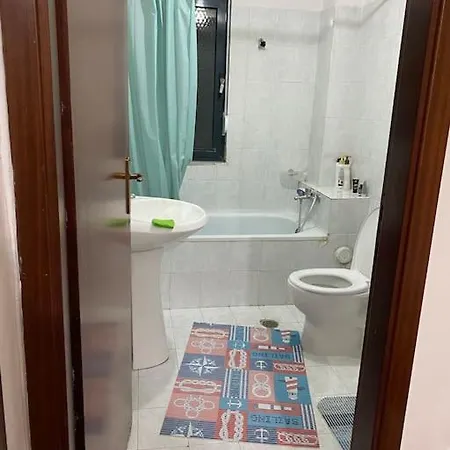 Appartamento Downtown Bllok 2br, Large Patio, Ac-wifi *